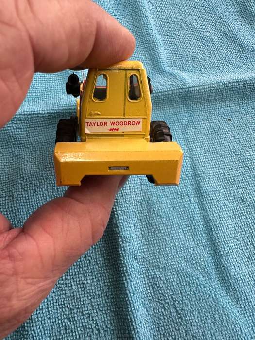 DINKY TOYS