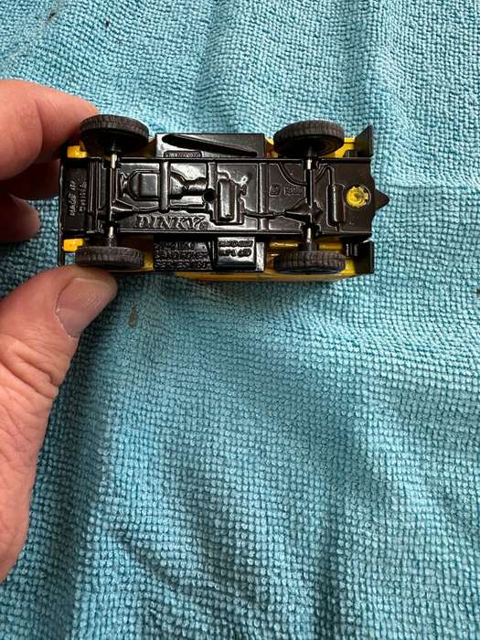 DINKY TOYS