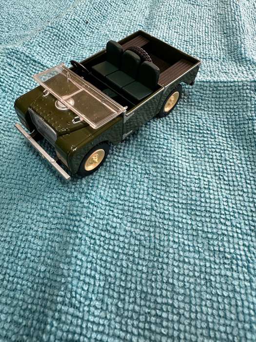 DINKY TOYS