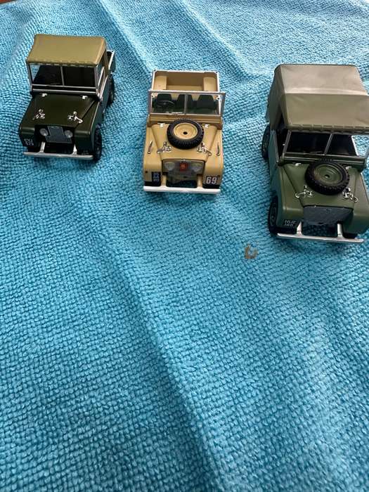 DINKY TOYS