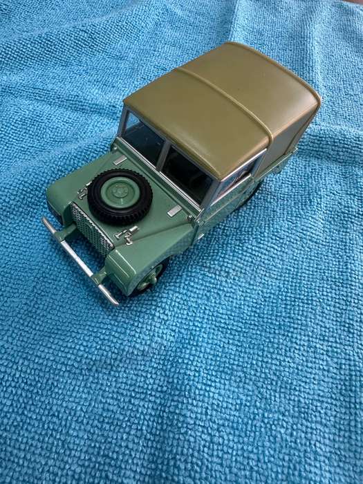 DINKY TOYS