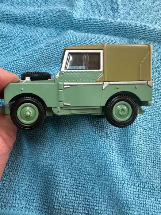 DINKY TOYS