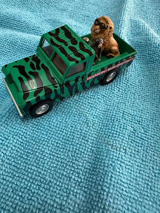 DINKY TOYS