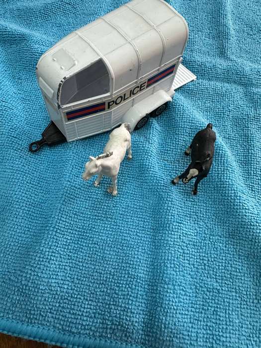 DINKY TOYS