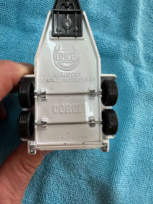 DINKY TOYS