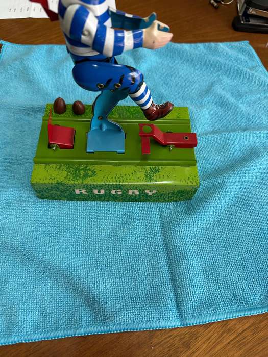 TIN TOY