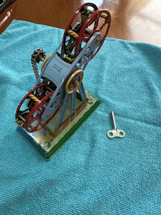 TIN TOY