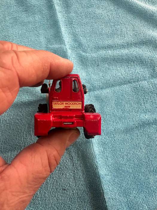 DINKY TOYS