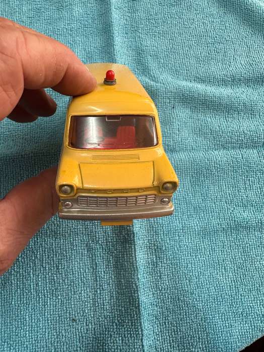 DINKY TOYS