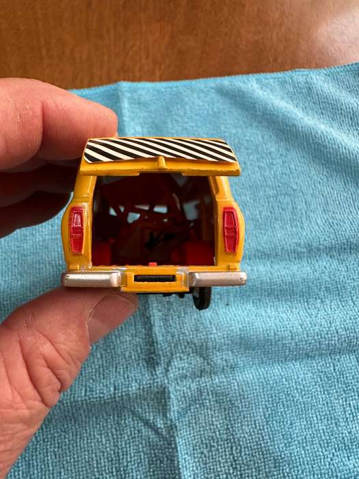 DINKY TOYS