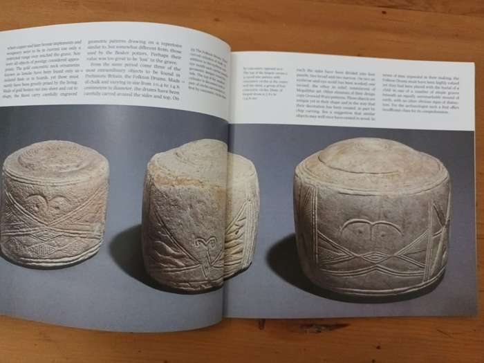 I. H. Longworth, Prehistoric Britain (British Museum)