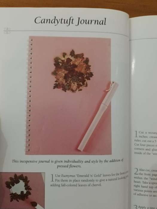The Art of Pressed Flowers (Mary Lawrence)