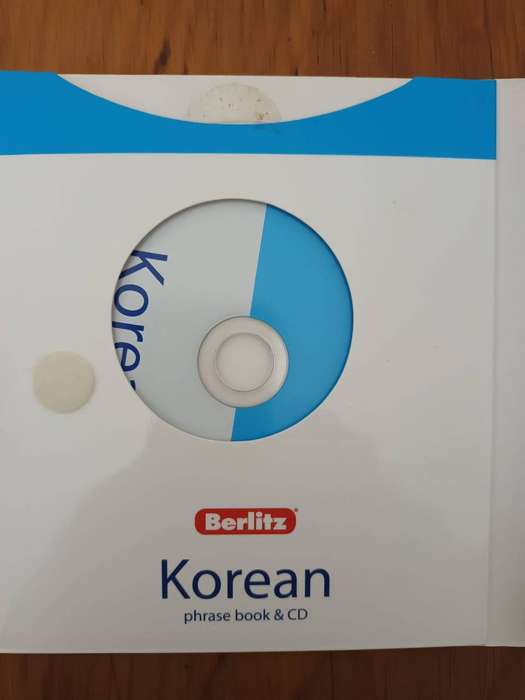 Berlitz Korean Phrase Book & CD