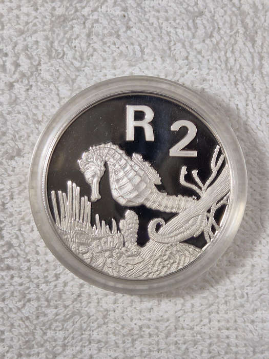1997 Endangered Wildlife Series 1oz R2 Proof coin - Knysna Seahorse