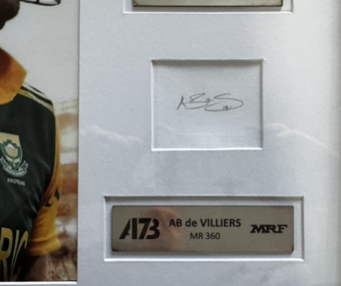 AB de Villiers Signed Cricket Frame