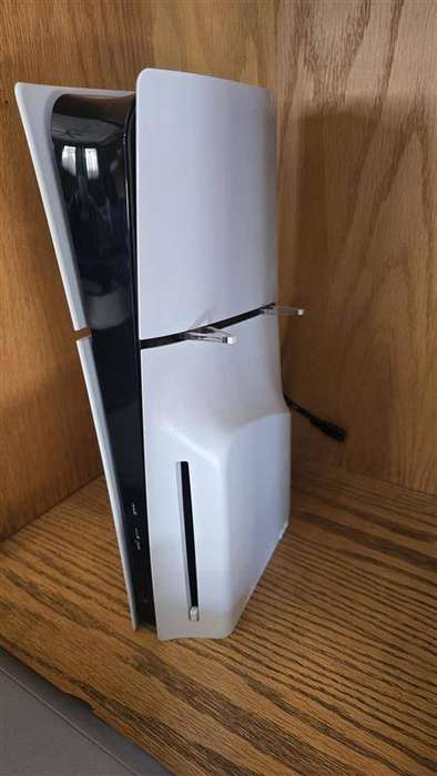 PS5 Slim (disc version)