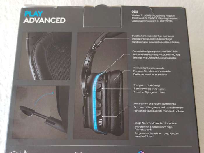 Logitech G935 - Wireless Gaming Headset (PS5/PS4/PC/Nintendo Switch)