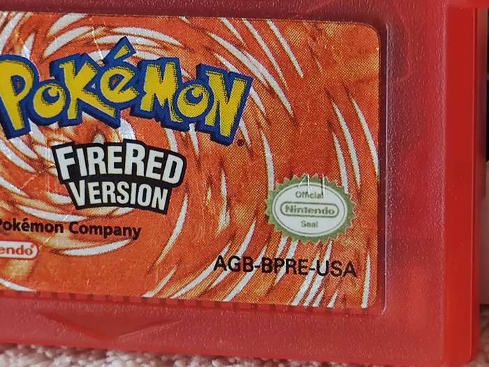 Pokemon FireRed Version - Nintendo Game Boy Advance