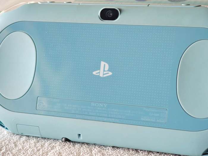 Playstation Vita Slim Console - Light Blue / White
