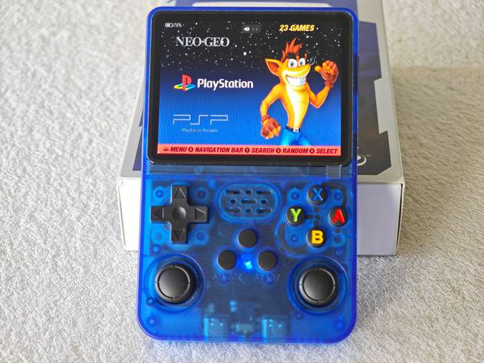 R36S Retro Handheld Video Game Console - 64GB Blue