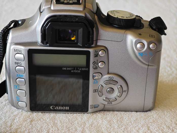 Canon EOS 350D With 18-55mm And 2GB Memory Card -  Digital SLR Camera