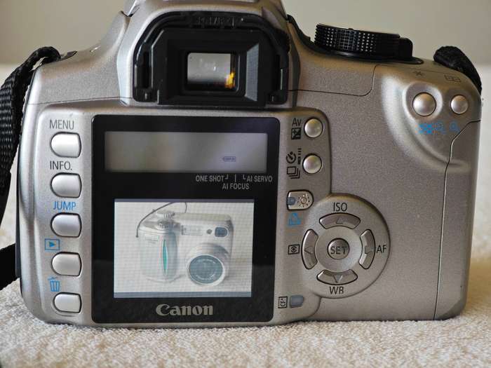 Canon EOS 350D With 18-55mm And 2GB Memory Card -  Digital SLR Camera