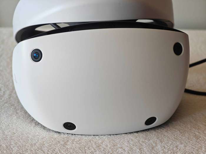 PSVR2 Headset + Controllers - PlayStation 5
