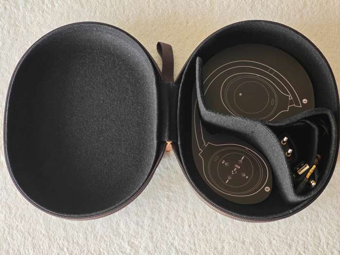 Sony WH-1000XM4 Wireless Noise Cancelling Headphones