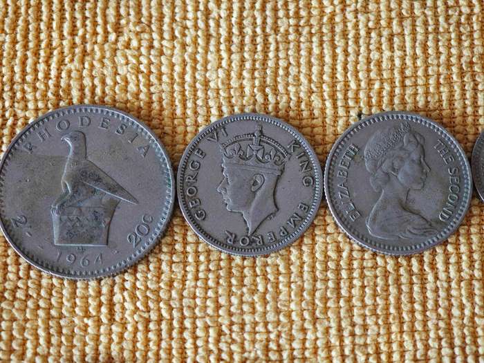 Various Zimbabwe coins and Rhodesia coins (21 coins total)