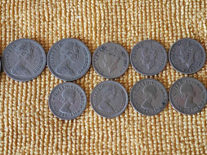 Various Zimbabwe coins and Rhodesia coins (21 coins total)