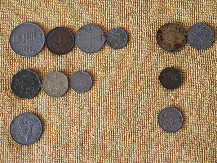 Various African Coins + 1 Banknote (12 coins total)