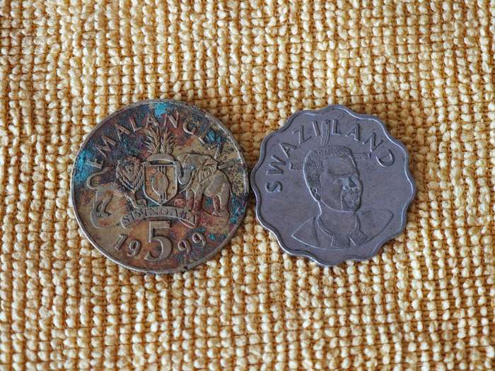Various African Coins + 1 Banknote (12 coins total)