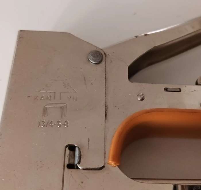 2x Staple Guns. See More Late Entry Listings.