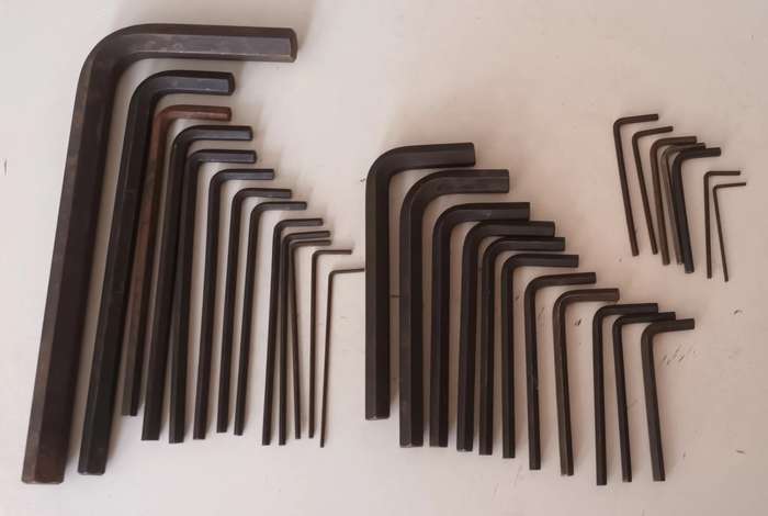 31x Allen Keys.