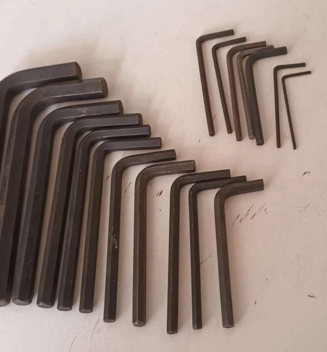 31x Allen Keys.