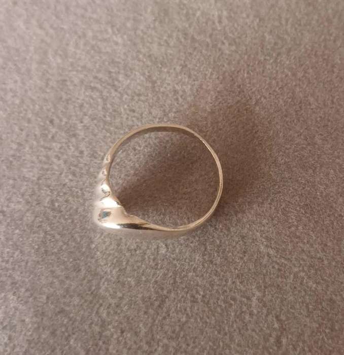 Sterling Silver Ring. Size M 1/2.