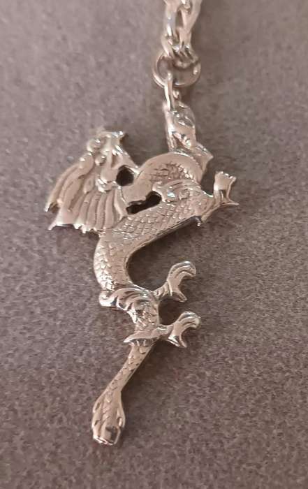 Stunning Sterling Silver Men's 70cm Dragon Necklace. 22g. Pendant 50x25mm.