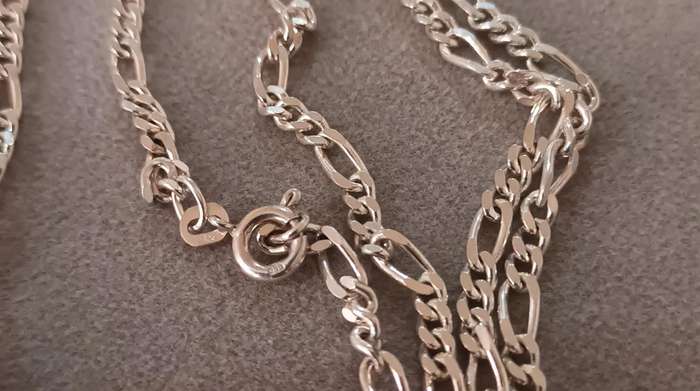 Stunning Sterling Silver Men's 70cm Dragon Necklace. 22g. Pendant 50x25mm.