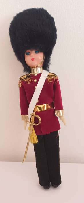 Vintage Doll. Length 25cm.