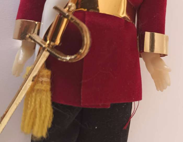 Vintage Doll. Length 25cm.