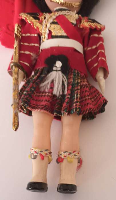 Vintage Doll. Length 17cm.