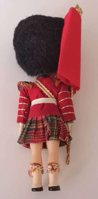 Vintage Doll. Length 17cm.