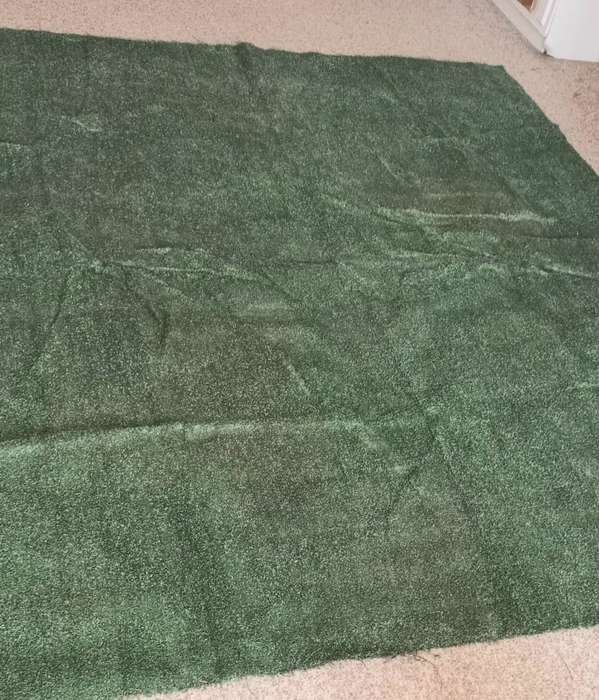ASTRO TURF. 2.5 X 2M. FOR COLLECTION ONLY!!!
