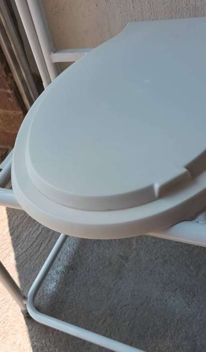 COMMODE. FOR COLLECTION ONLY!!!