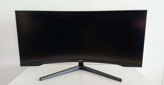 34" SAMSUNG Odyssey G55T UWQHD 165Hz Ultra Wide Curved Gaming Monitor.