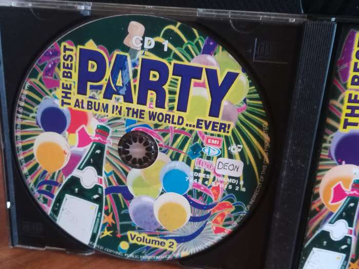 THE BEST PARTY ALBUM IN THE WORLD EVER VOLUME 2 - 2 ALBUM CD