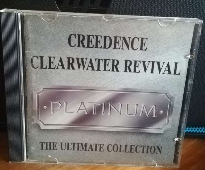 CREEDENCE CLEARWATER REVIVAL - PLATINUM CD