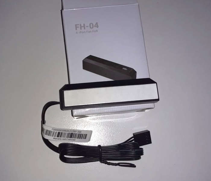 DeepCool FH 04 4 Port Fan Hub. New.
