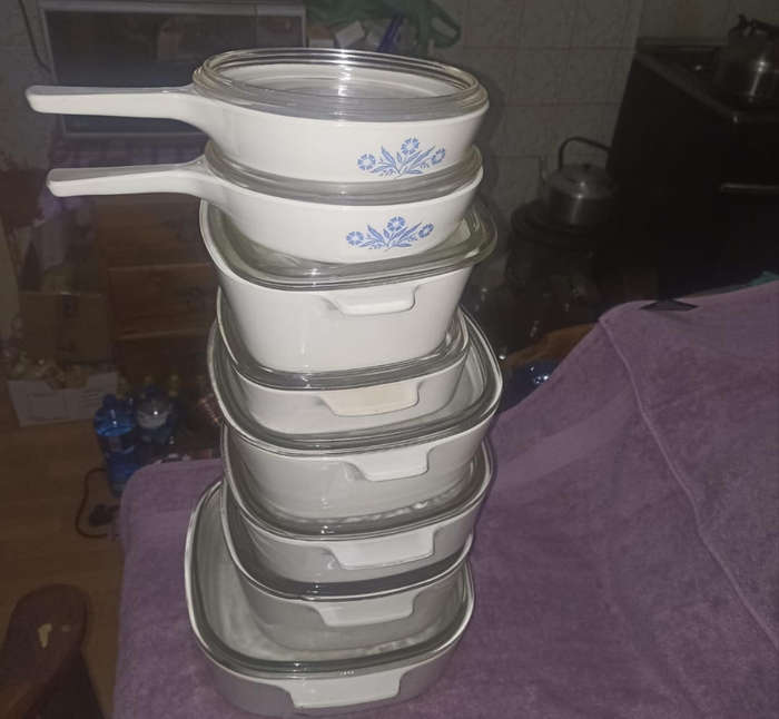 WOW 29 piece Corningware set mint condition