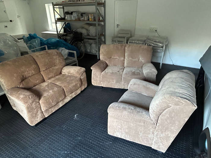 5 Seater 3 Piece Lounge Suite for sale